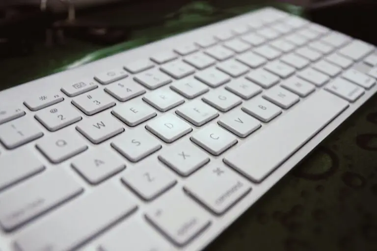 Review: Dell KB216 Multimedia USB Keyboard | Great sleek design